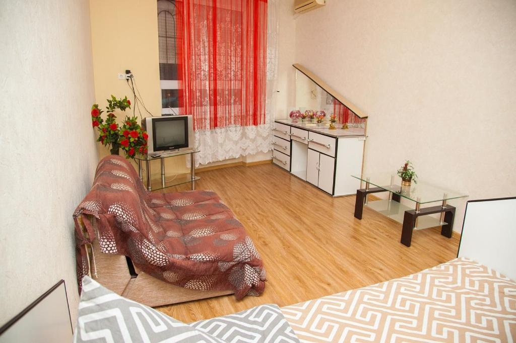 Semi-Luxury Apartment On Zhukovskogo Street 57 Zaporizhia エクステリア 写真